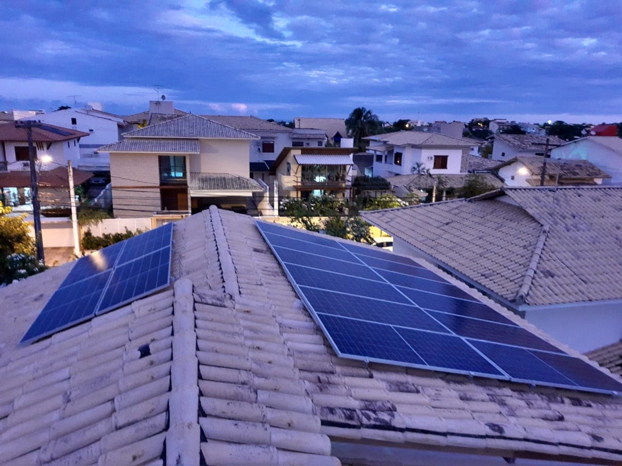 instalação de Buraquinho 9.72 KWP