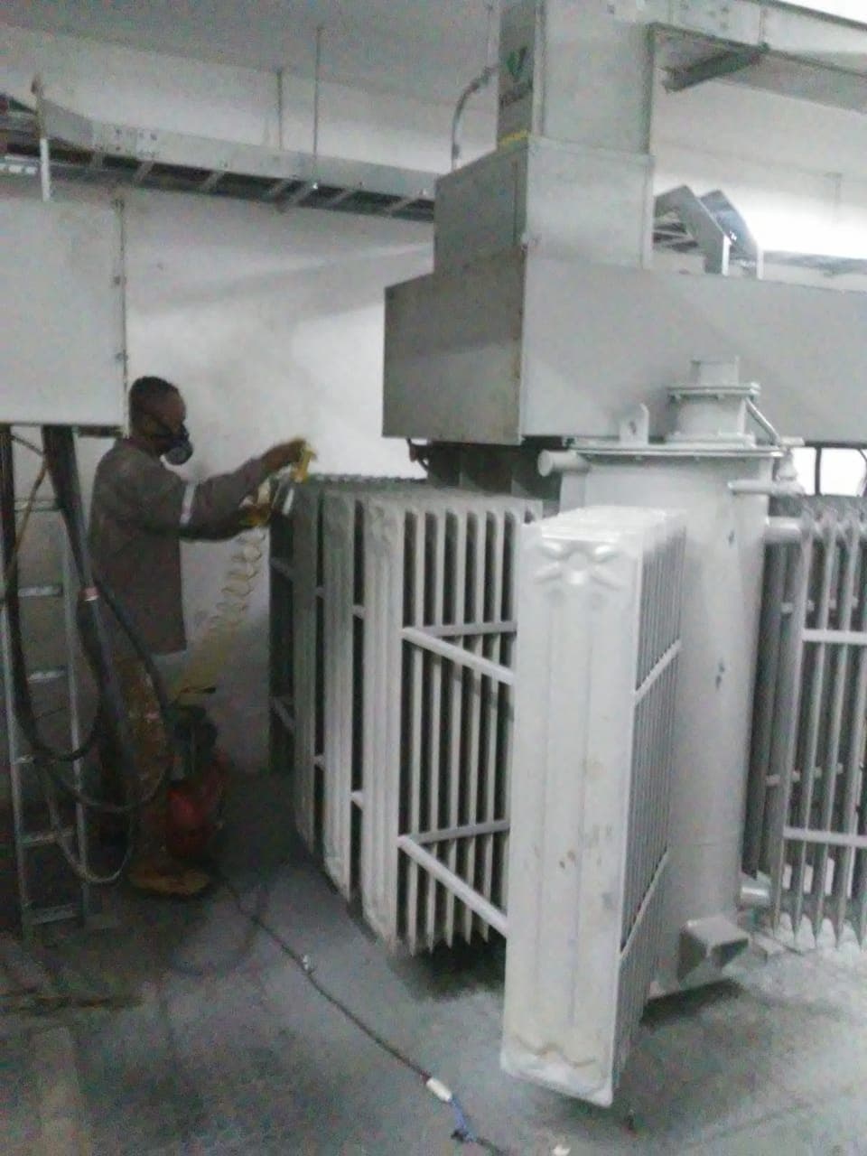 Pintura em transformador- Shopping Barra